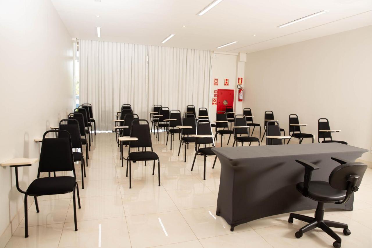 Hotel Araguaia Palmas  Buitenkant foto